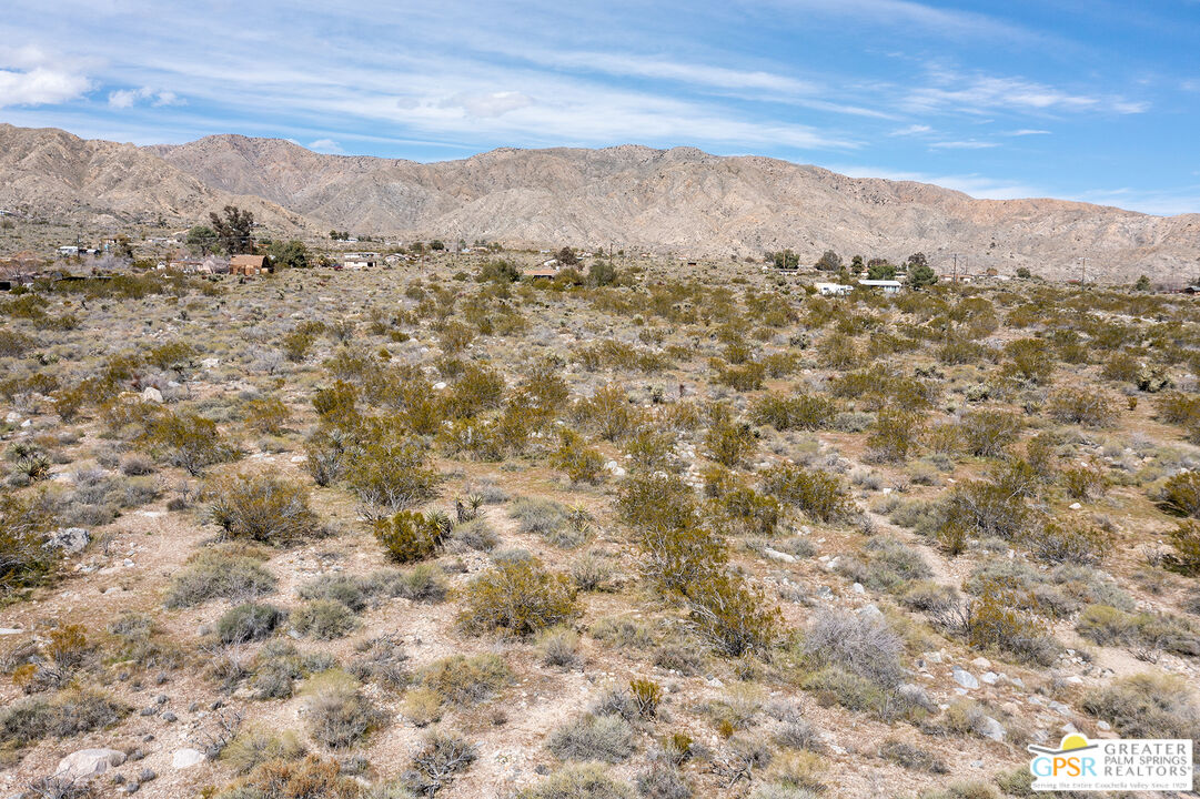50672 Mecca Road Morongo Valley, CA 92256 - Photo 9 of 17