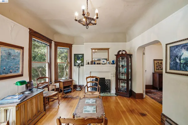 $1,175,000 | 1525 Church Street, San Francisco, CA 94131
