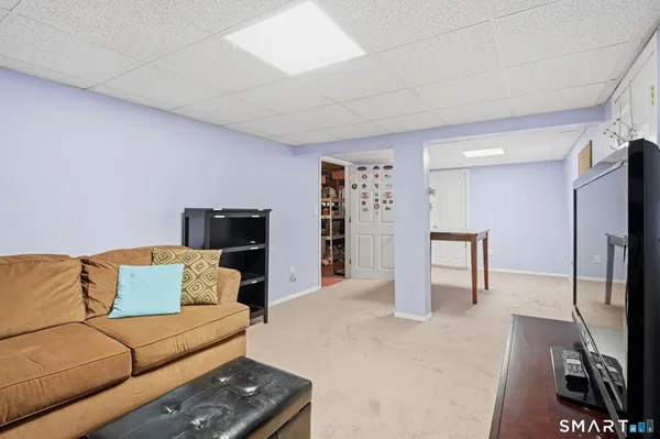 $559,900 | 96 Green Tree Lane, Somers, CT 06071