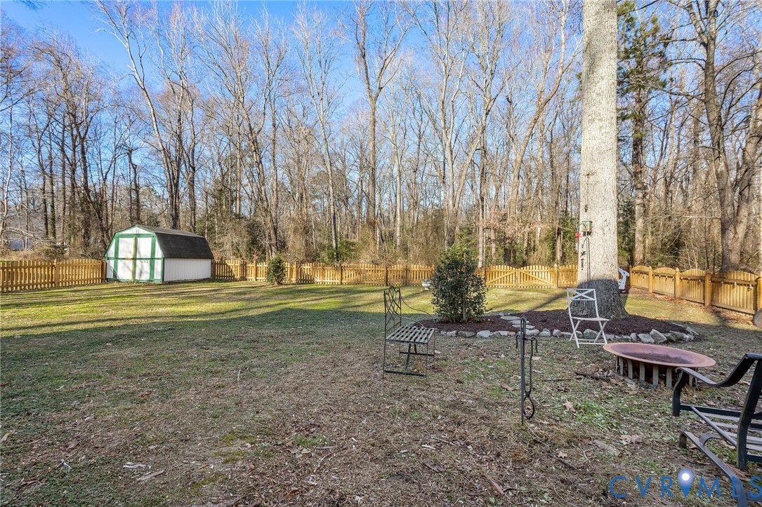 2917 Speeks Drive Midlothian, VA 23112 - Photo 2 of 28