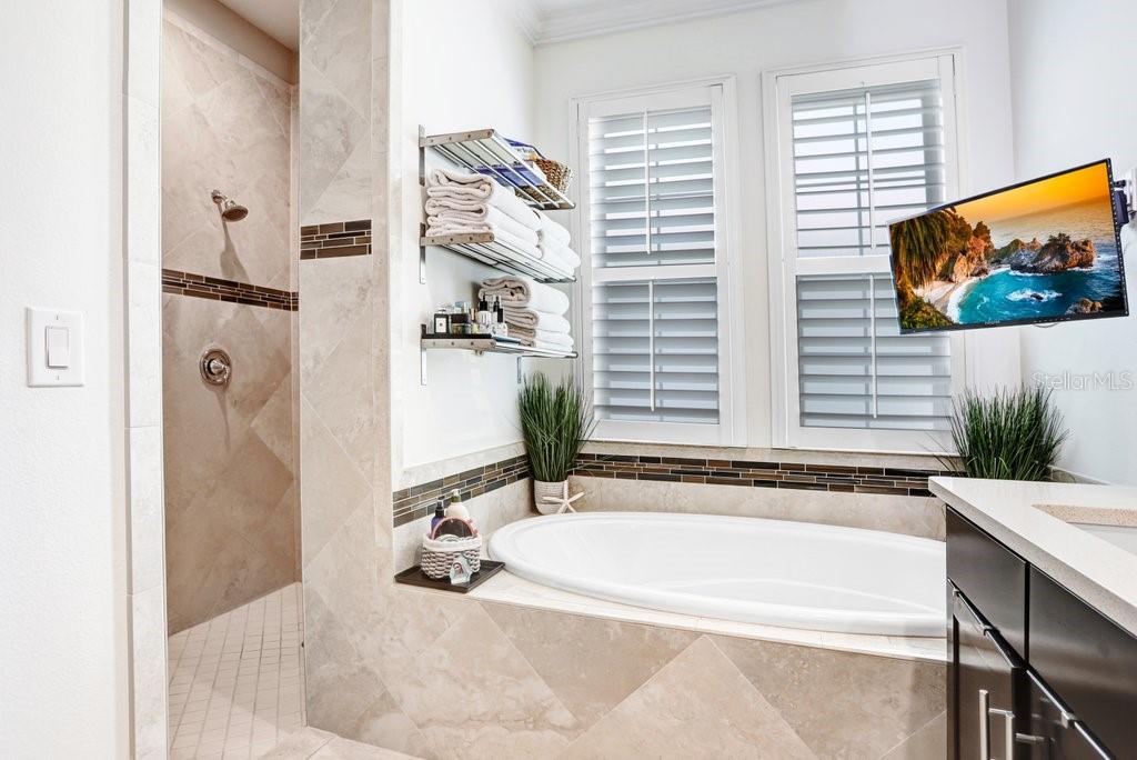 5307 Granite Ridge Drive Lithia, FL 33547 - Photo 29 of 75