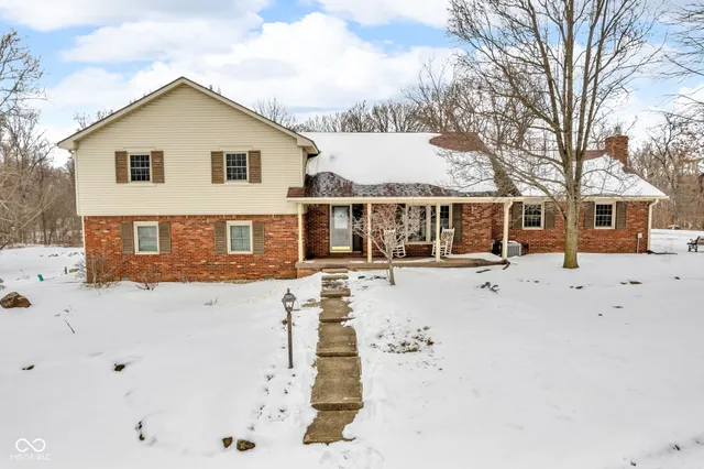 $899,000 | 3410 East 300 North, Crawfordsville, IN 47933