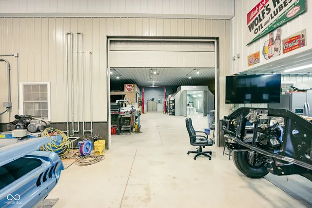 $899,000 | 3410 East 300 North, Crawfordsville, IN 47933