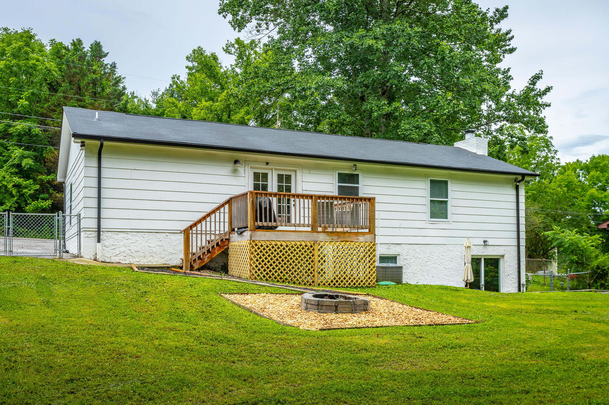 9056 Wooten Road Chattanooga, TN 37416 - Photo 48 of 49 9056 Wooten Road HD-75