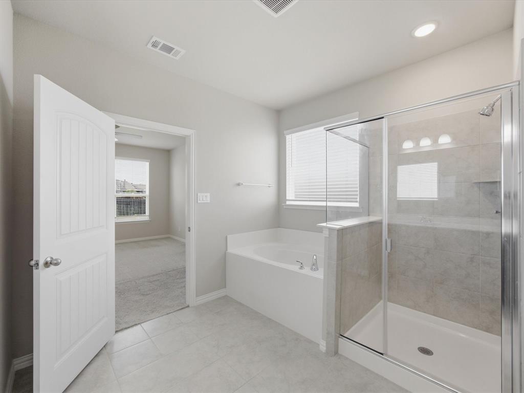 812 Taliaferro Trail Springtown, TX 76082 - Photo 19 of 33