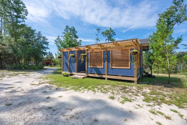 $549,900 | 20144 Northwest Whitewater Grade Road, Clarksville, FL 32430