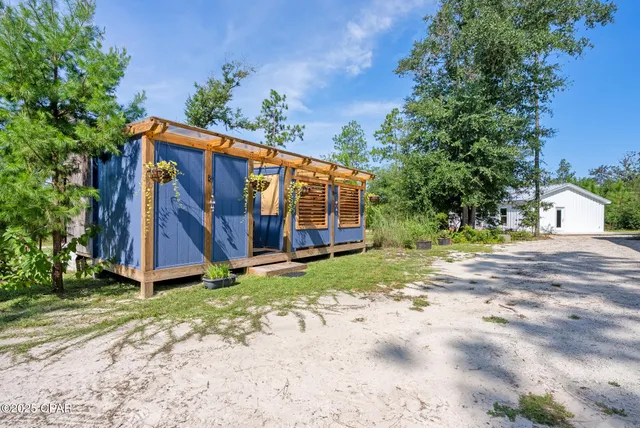 $549,900 | 20144 Northwest Whitewater Grade Road, Clarksville, FL 32430