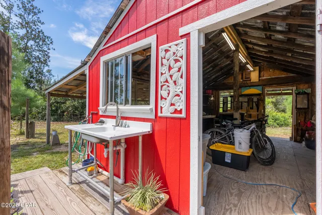 $549,900 | 20144 Northwest Whitewater Grade Road, Clarksville, FL 32430