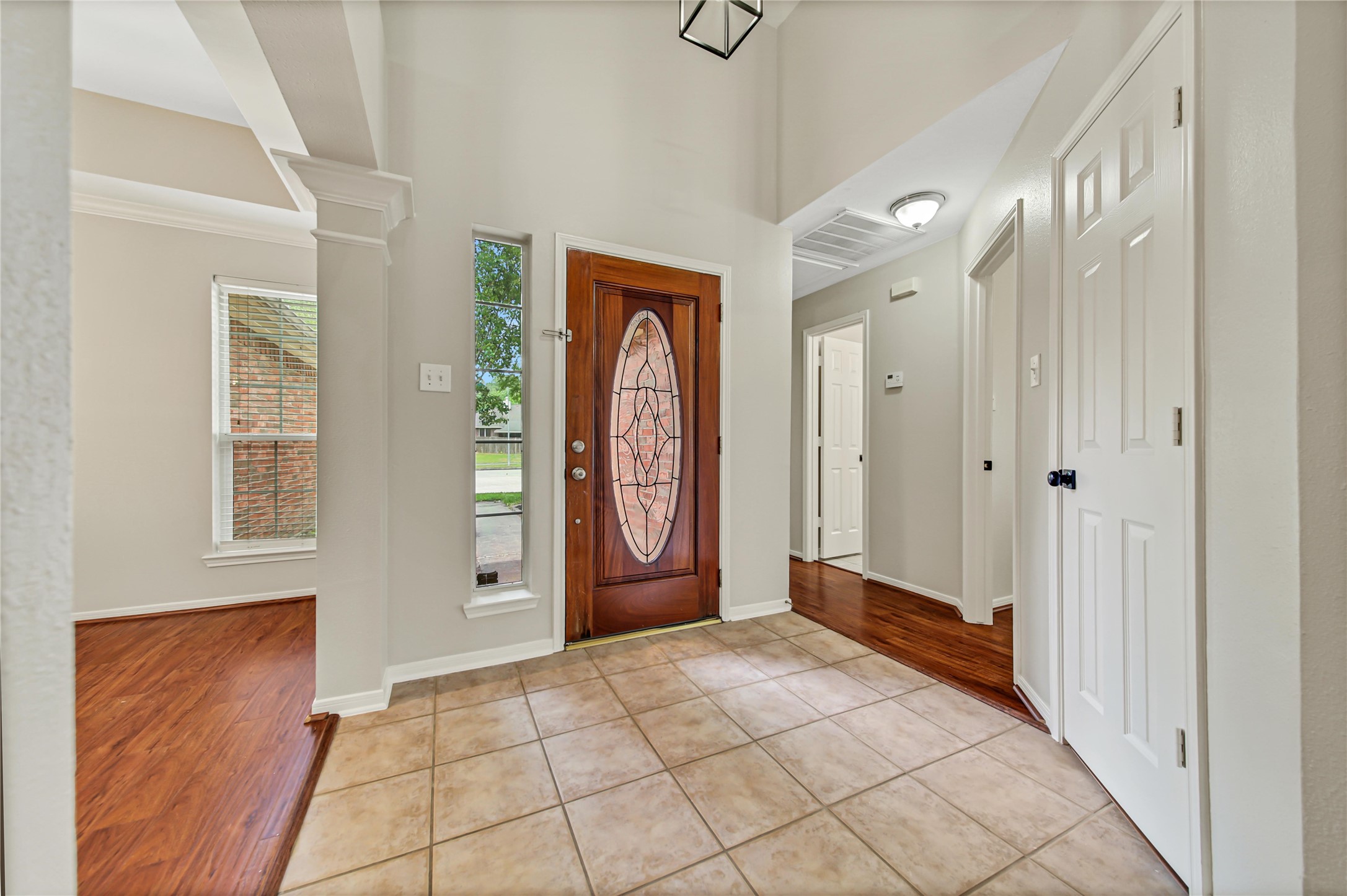 14526 Red Tailed Hawk Lane Houston, TX 77044 - Photo 4 of 40 a view of entryway with front door