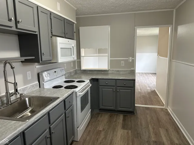 $185,000 | 7326 Twin Beech Drive, Indianapolis, IN 46226