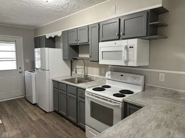 $185,000 | 7326 Twin Beech Drive, Indianapolis, IN 46226