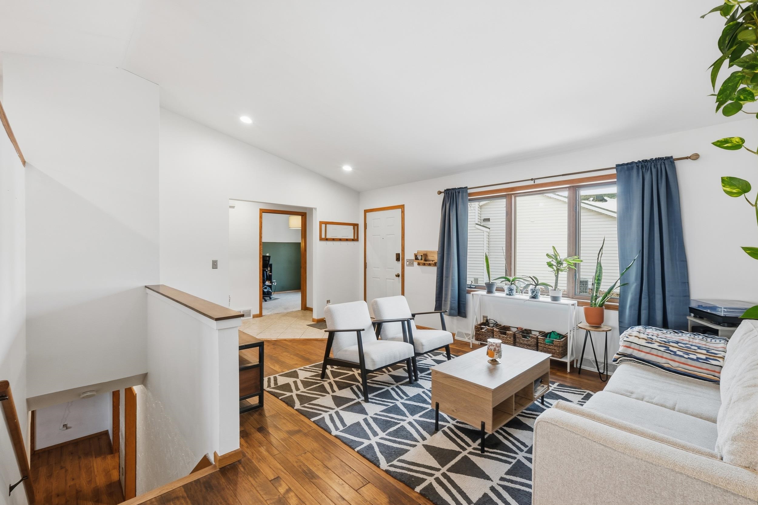 7402 West Valley Ridge Drive Madison, WI 53719 - Photo 8 of 35