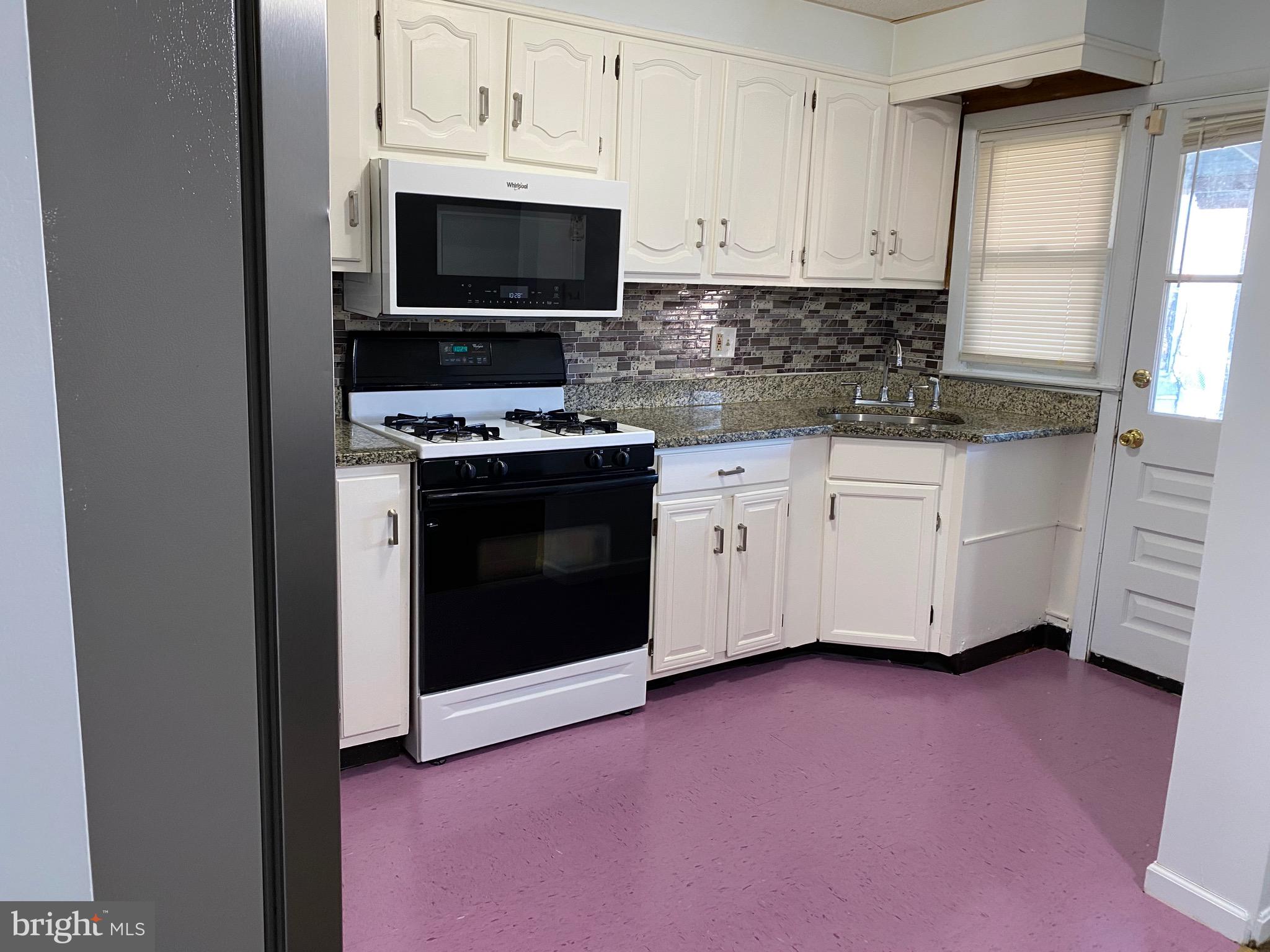 2167 Graythorn Road Baltimore, MD 21220 - Photo 3 of 15