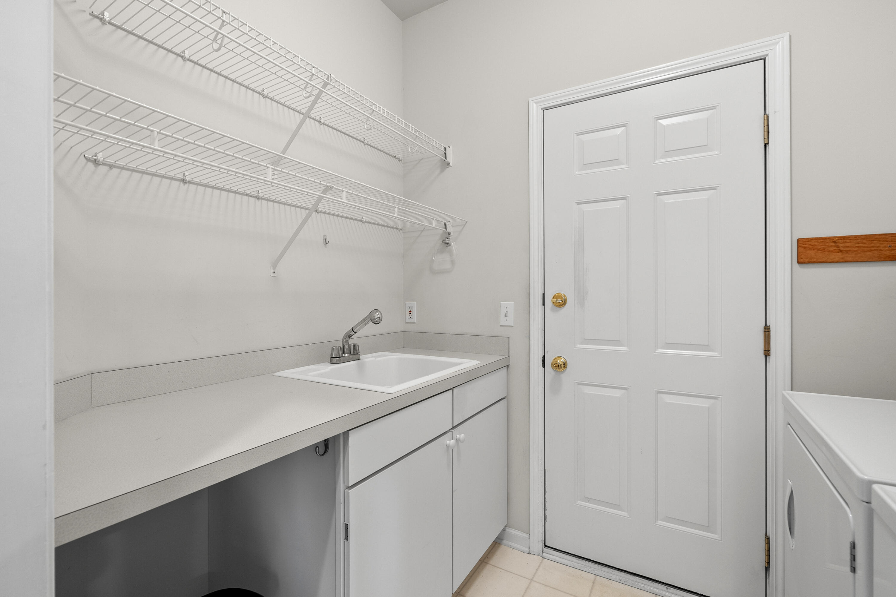 7961 Kilmory Circle Portage, MI 49024 - Photo 17 of 39 Laundry