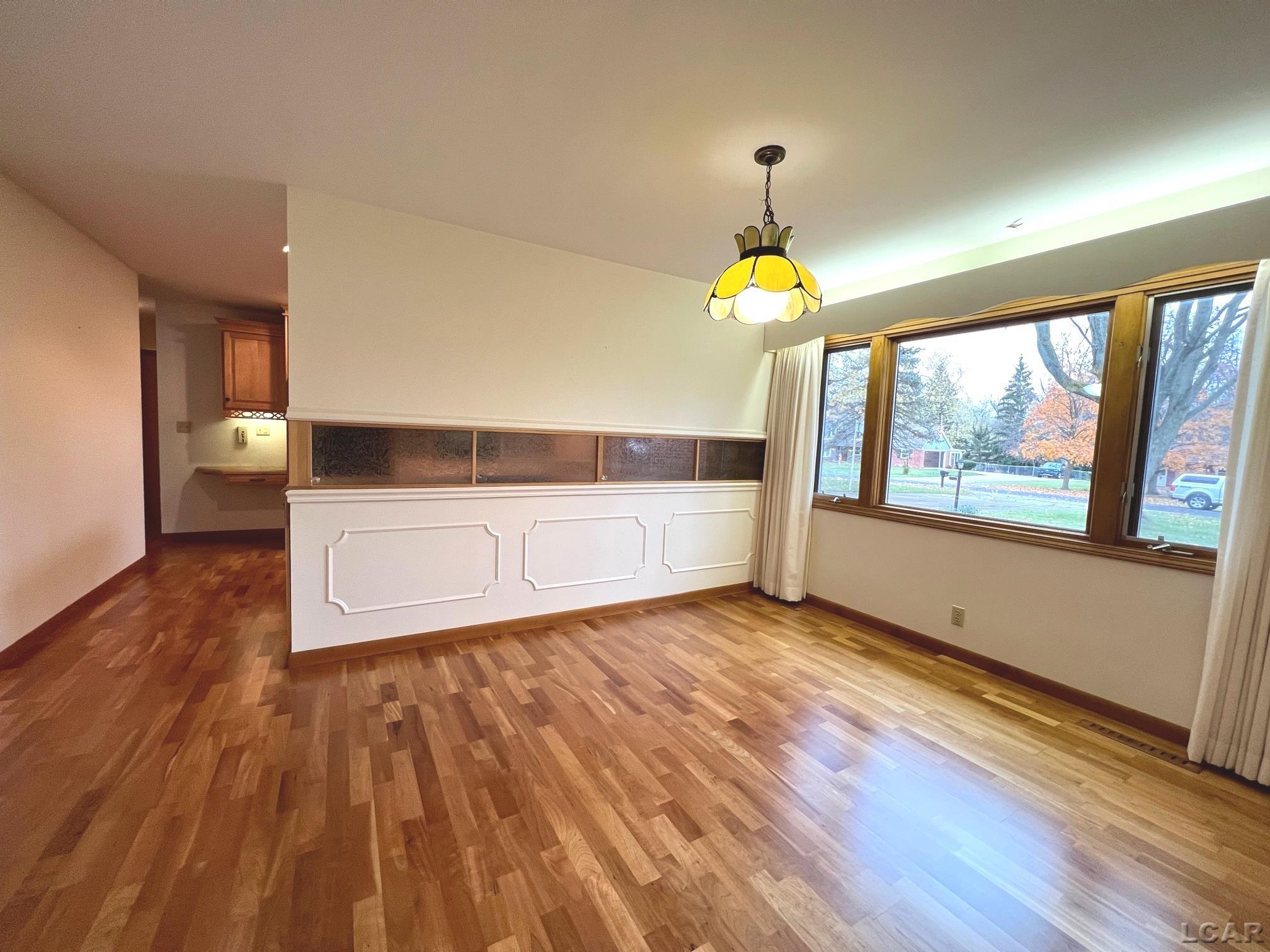 1330 Trenton Road Adrian, MI 49221 - Photo 17 of 40 50095682-16.JPG