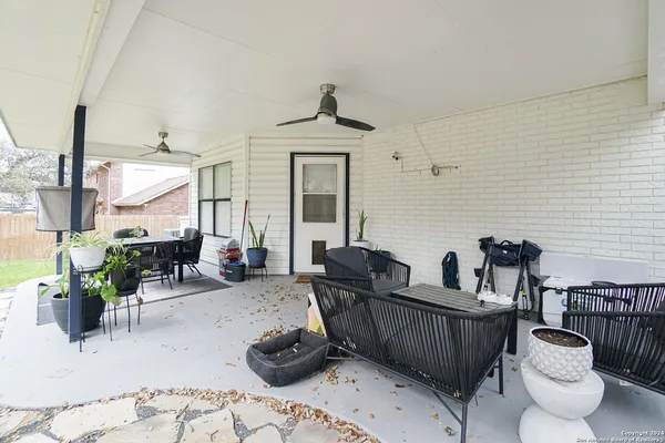 $2,500 | 14215 Daylight Ridge, San Antonio, TX 78230