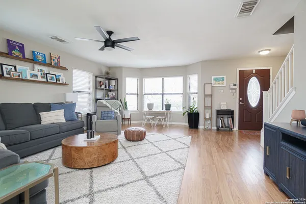 $2,500 | 14215 Daylight Ridge, San Antonio, TX 78230