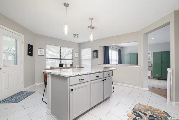 $2,500 | 14215 Daylight Ridge, San Antonio, TX 78230