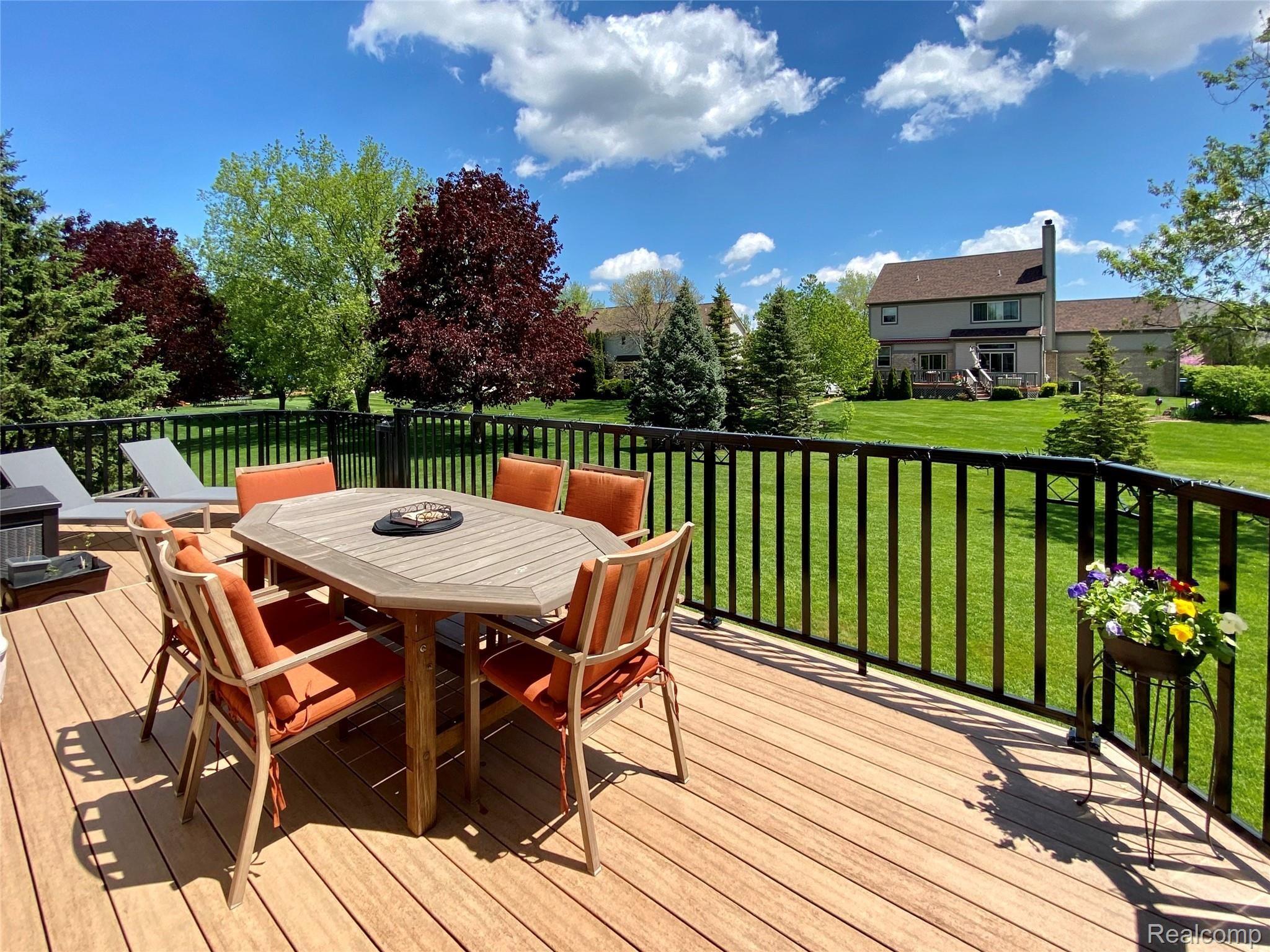 3939 May Center Road Lake Orion, MI 48360 - Photo 25 of 58 Large composite deck with aluminum railings