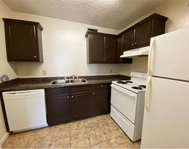 $950 | 707-729 Bayou Gardens Boulevard, Houma, LA 70364