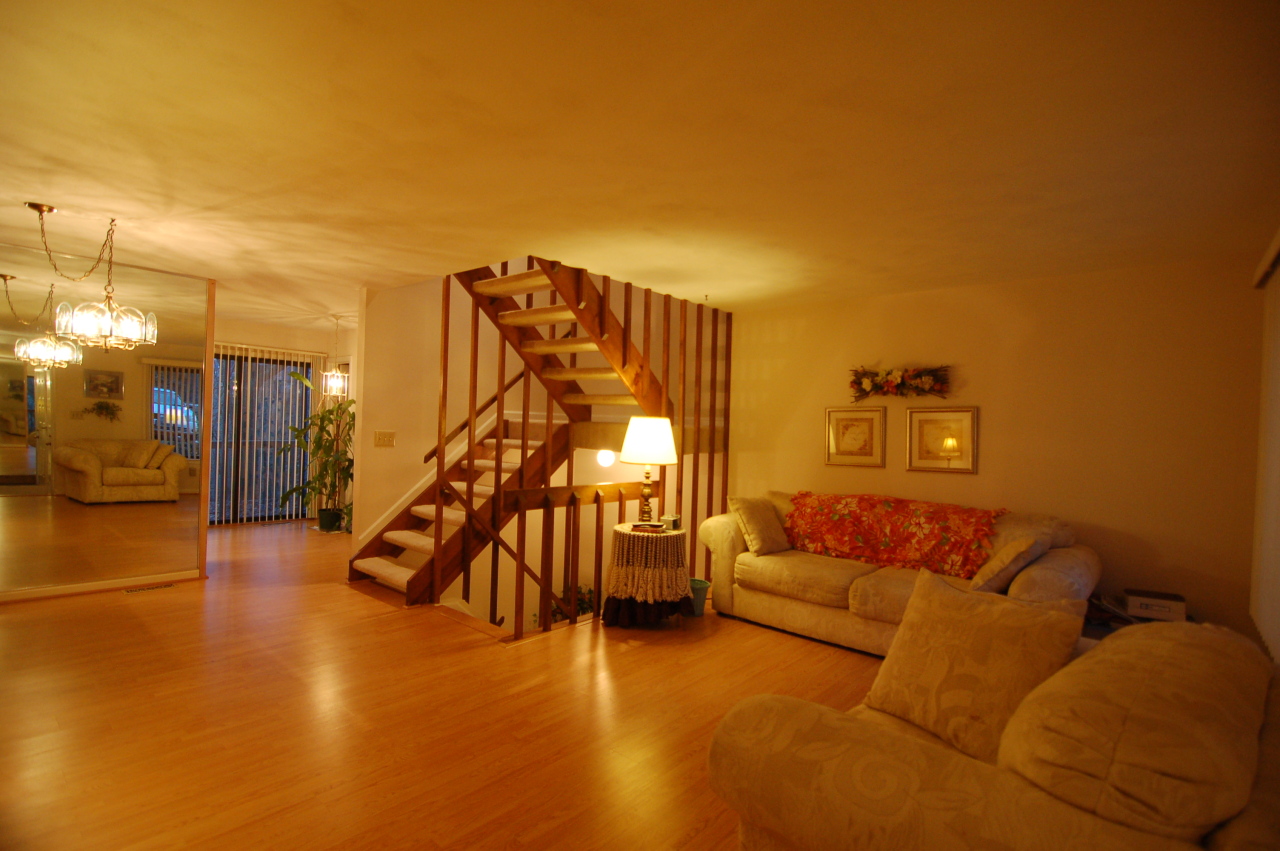 3412 Morning Dove Road Roanoke, VA 24018 - Photo 4 of 26 DSC_0766