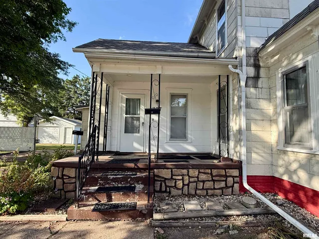 $109,000 | 107 Picard Street, Alpha, IL 61413