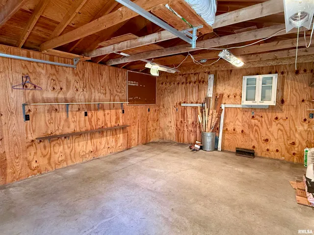 $109,000 | 107 Picard Street, Alpha, IL 61413