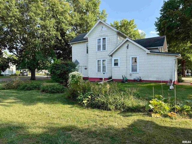 $109,000 | 107 Picard Street, Alpha, IL 61413