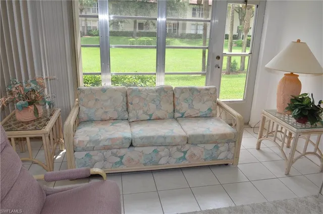 $3,000 | 4110 Looking Glass Lane, Unit 3011, Naples, FL 34112