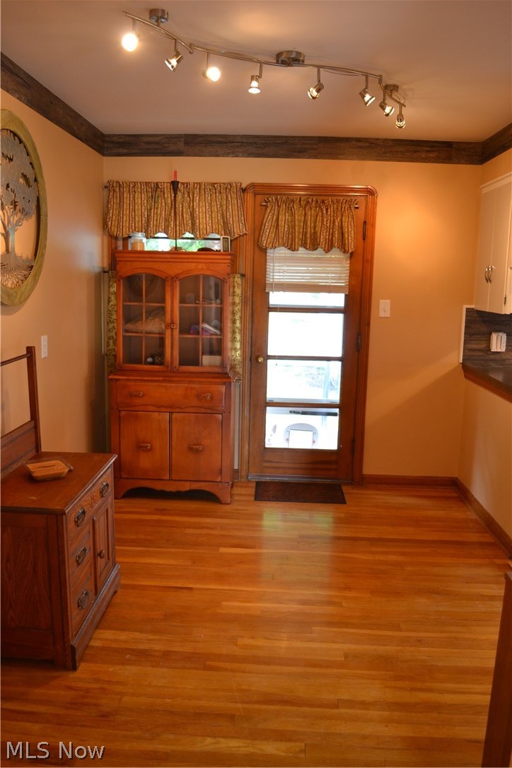6814 York Road Cleveland, OH 44130 - Photo 17 of 26 Gallery Image 17