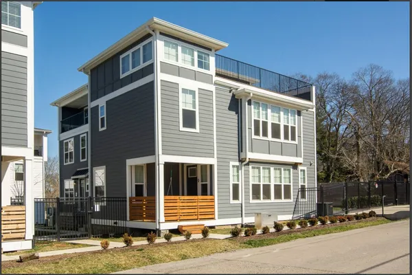 $3,300 | 105 Duke Street, Unit 9, Nashville, TN 37207