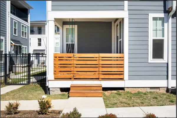 $3,300 | 105 Duke Street, Unit 9, Nashville, TN 37207