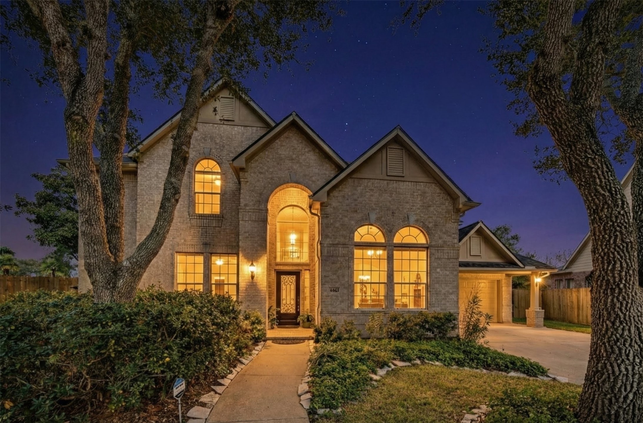 a house view with a outdoor space