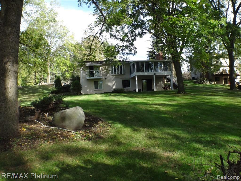 3203 Morrish Road Flushing, MI 48433 - Photo 29 of 30 DSC00493.JPG