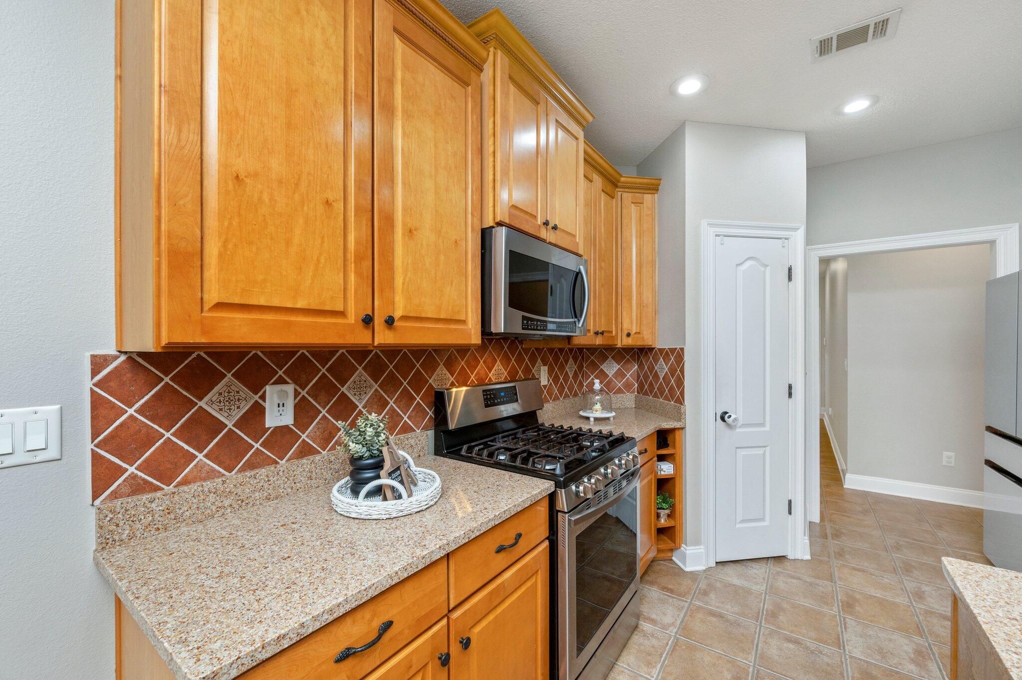 4404 Parsoni Loop Crestview, FL 32536 - Photo 22 of 58 22-web-or-mls-4404 Parsoni Loop-14