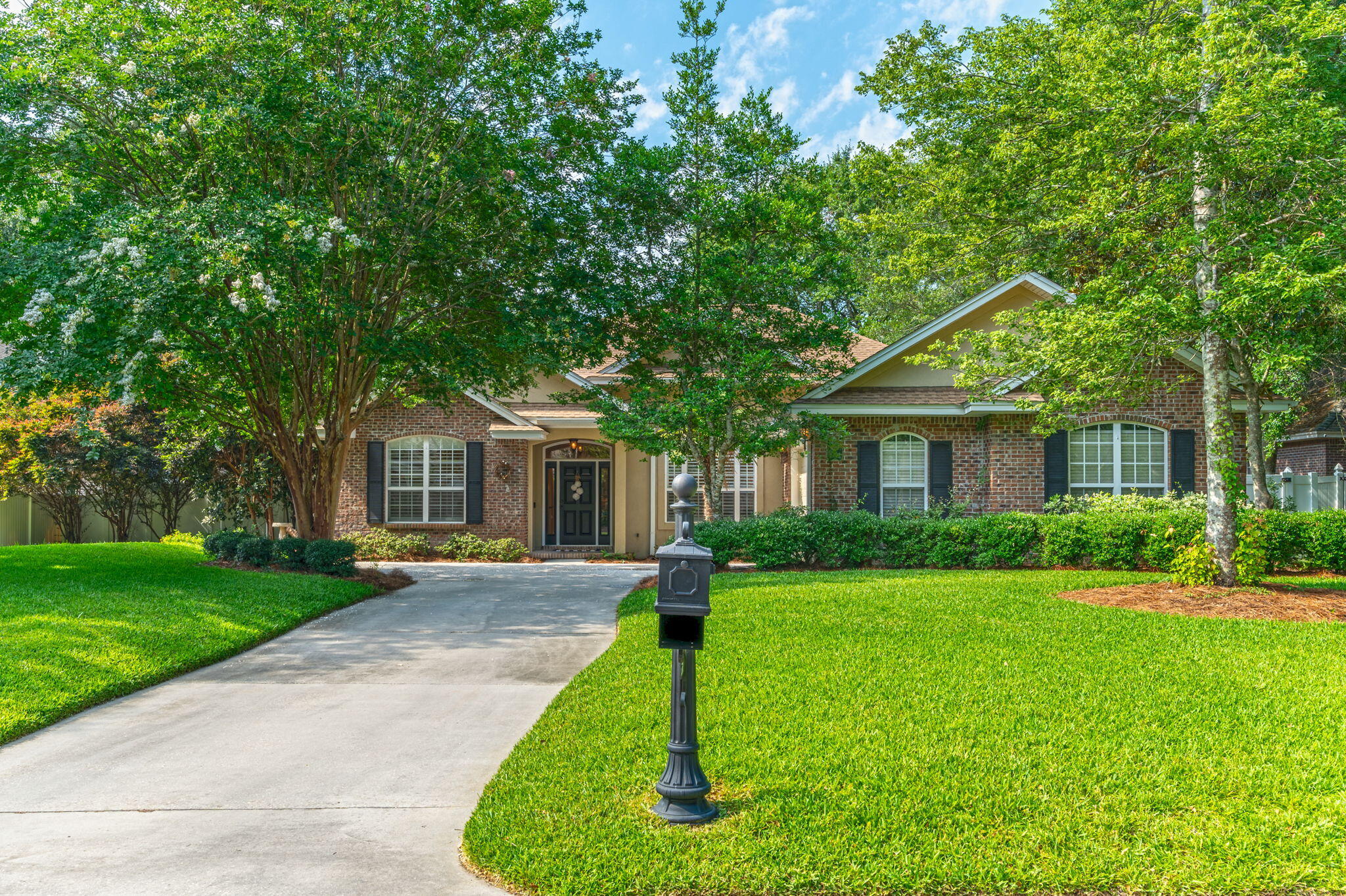 4404 Parsoni Loop Crestview, FL 32536 - Photo 3 of 58 3-web-or-mls-4404 Parsoni Loop Exterior-