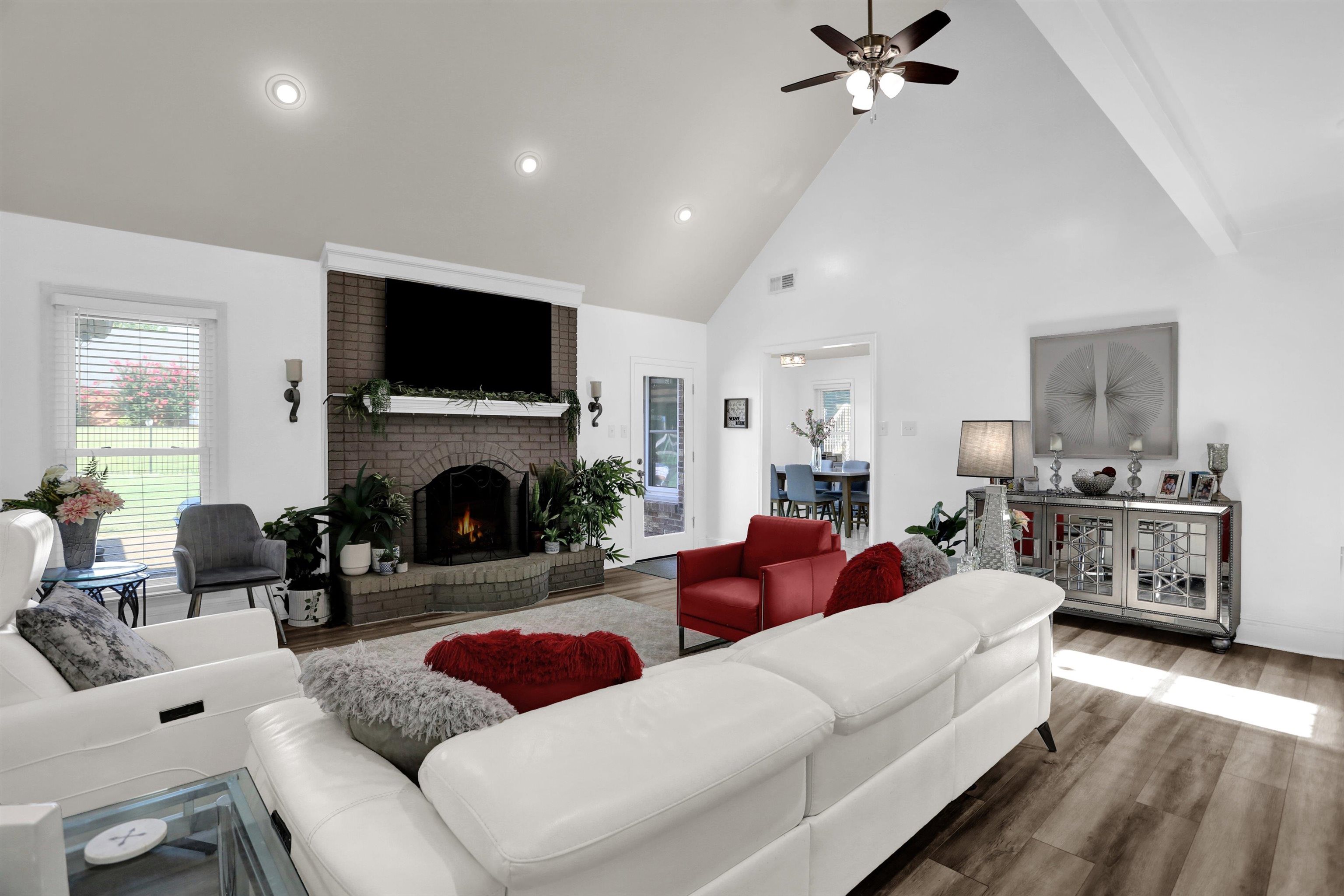 4045 Bartlett Country Road Bartlett, TN 38135 - Photo 11 of 40 a living room with furniture fireplace and flat screen tv