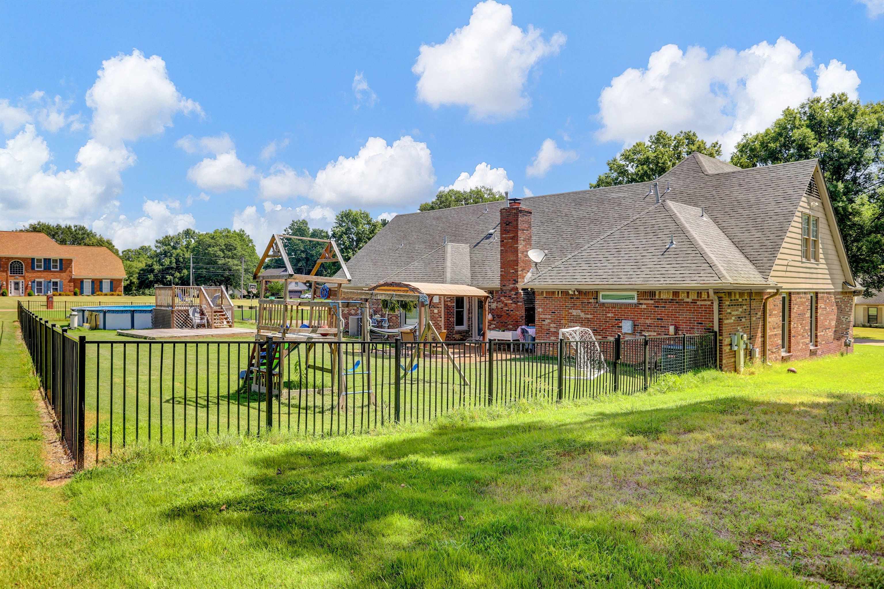 4045 Bartlett Country Road Bartlett, TN 38135 - Photo 38 of 40