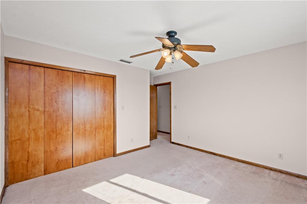1735 Borland Road Pittsburgh, PA 15243 - Photo 19 of 25 a view of a room with a ceiling fan