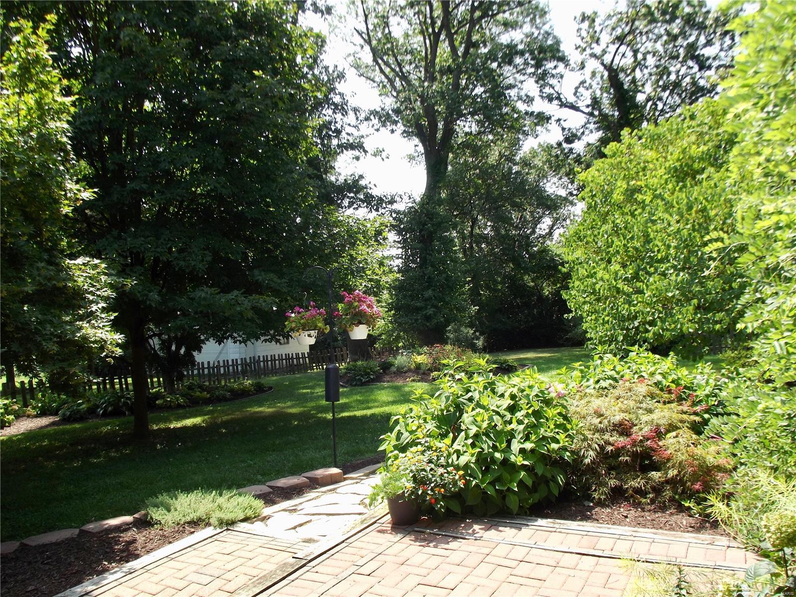 10812 Lacklink Road St. Louis, MO 63114 - Photo 25 of 30 Gallery Image 25