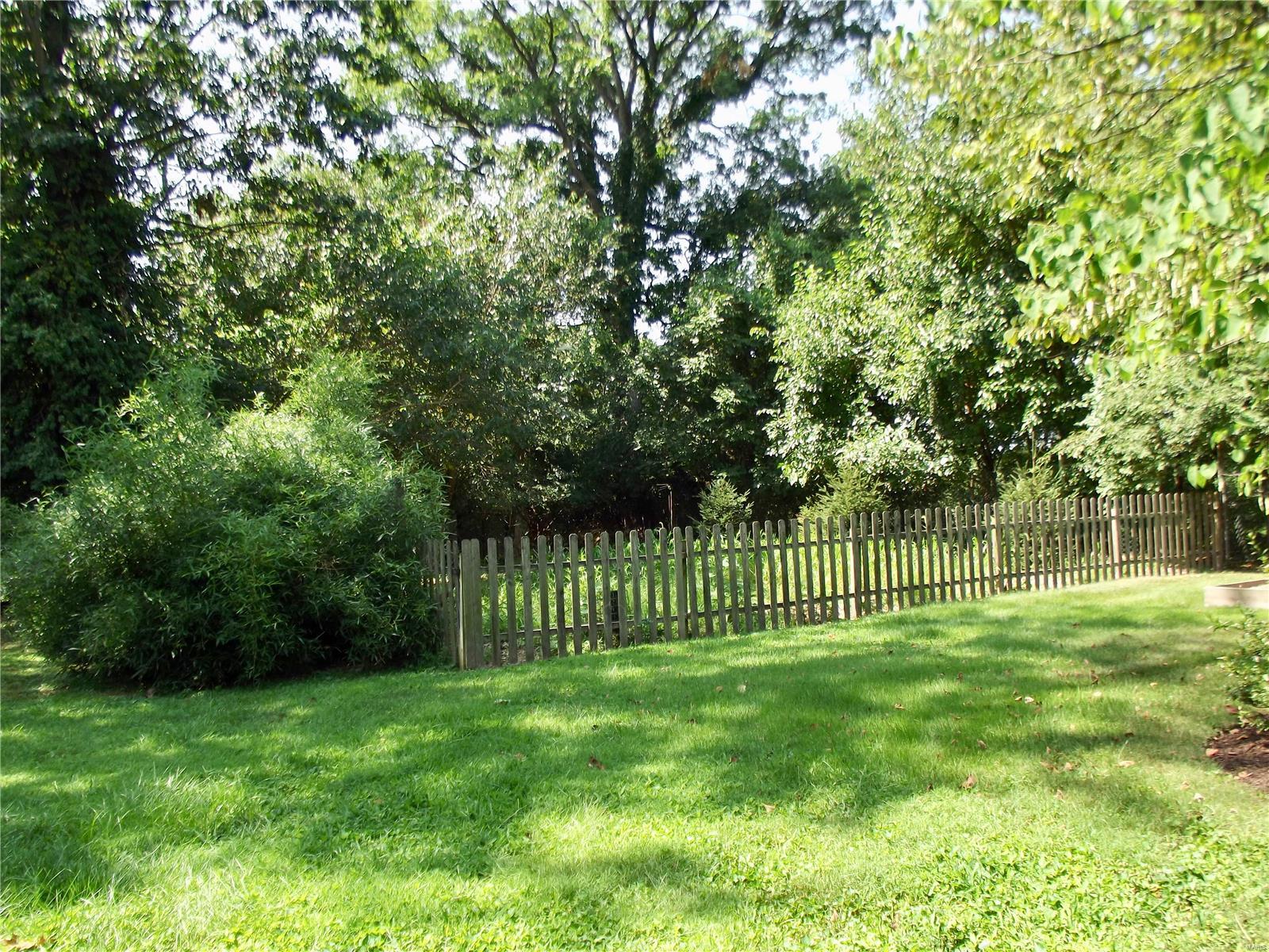 10812 Lacklink Road St. Louis, MO 63114 - Photo 26 of 30 Gallery Image 26