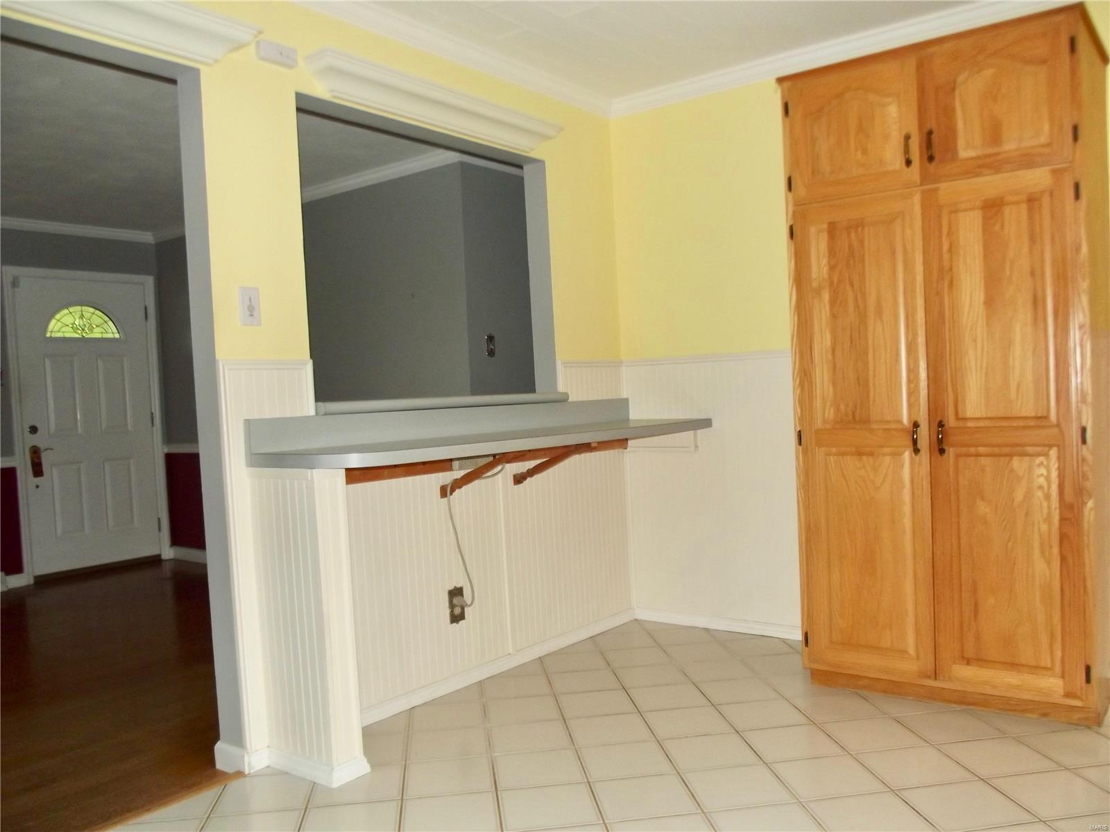 10812 Lacklink Road St. Louis, MO 63114 - Photo 9 of 30 Gallery Image 9