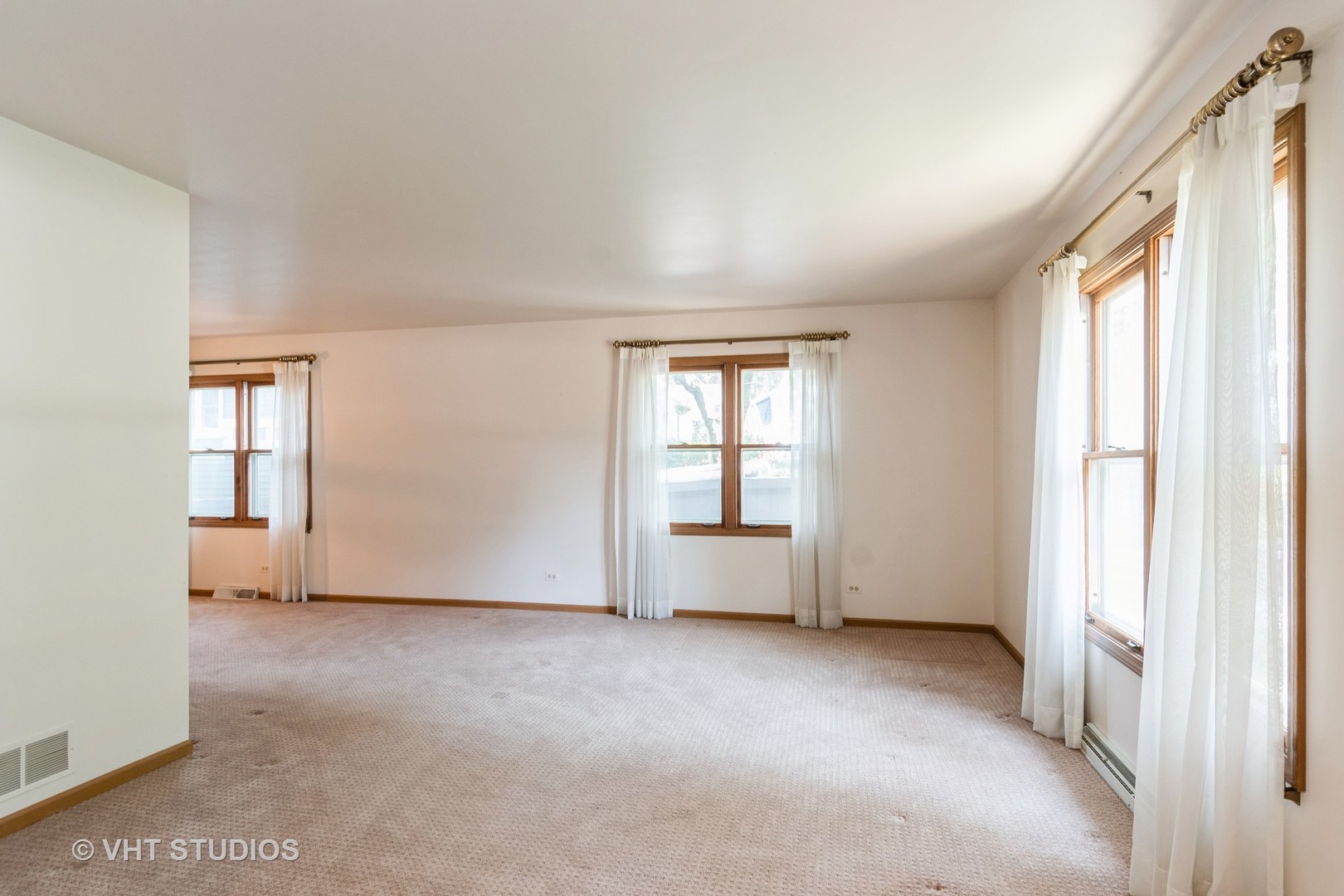 25W704 Jewell Road Wheaton, IL 60187 - Photo 5 of 42