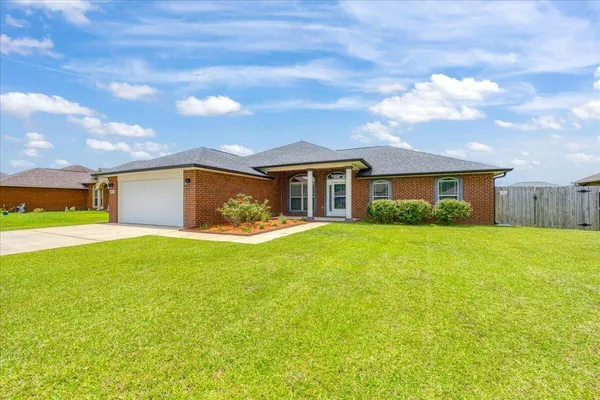 $424,900 | 6072 Winchester Circle, Milton, FL 32570