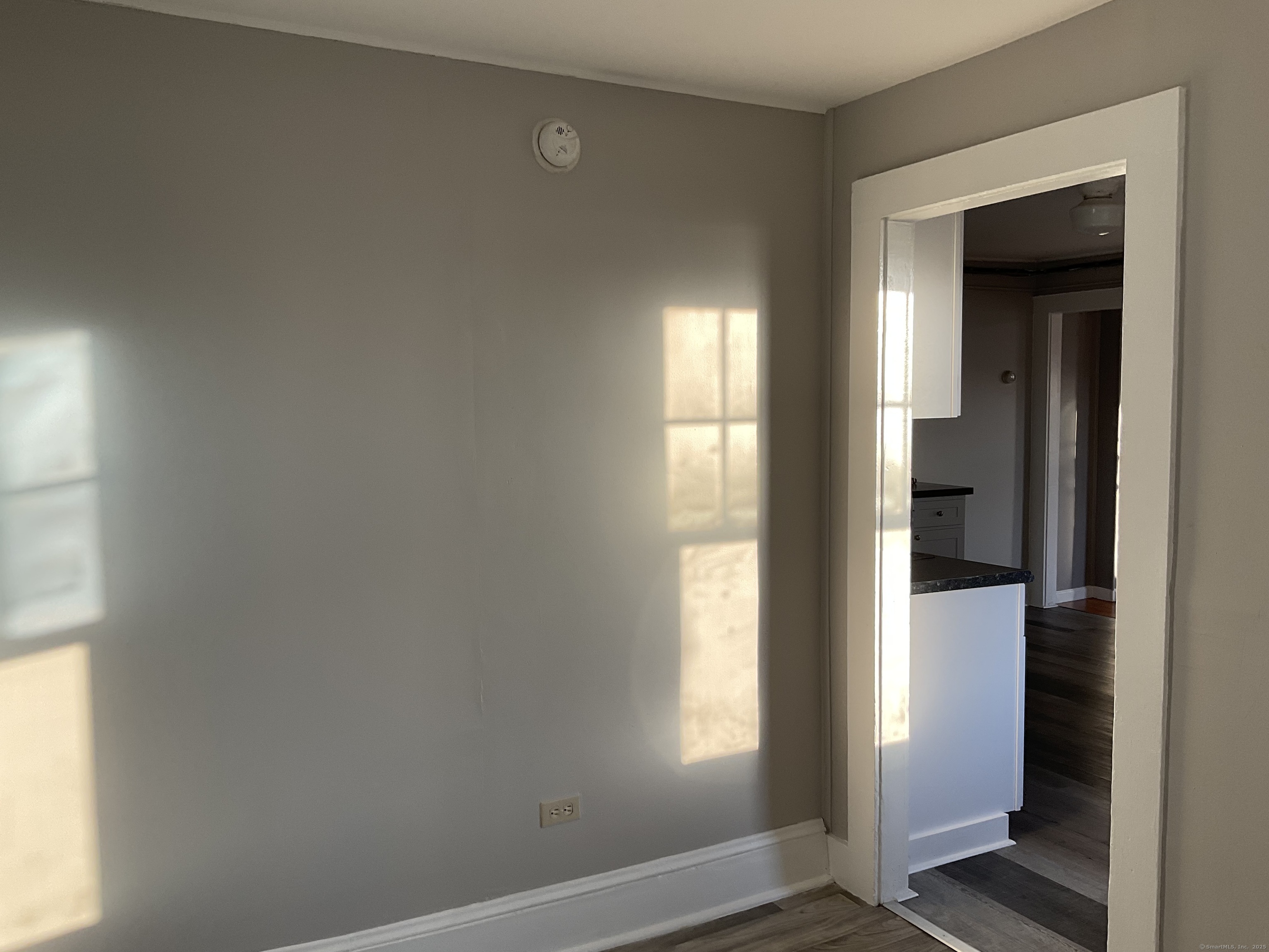 16 Lake Street, Unit 2W Middletown, CT 06457 - Photo 2 of 15 an empty room with windows