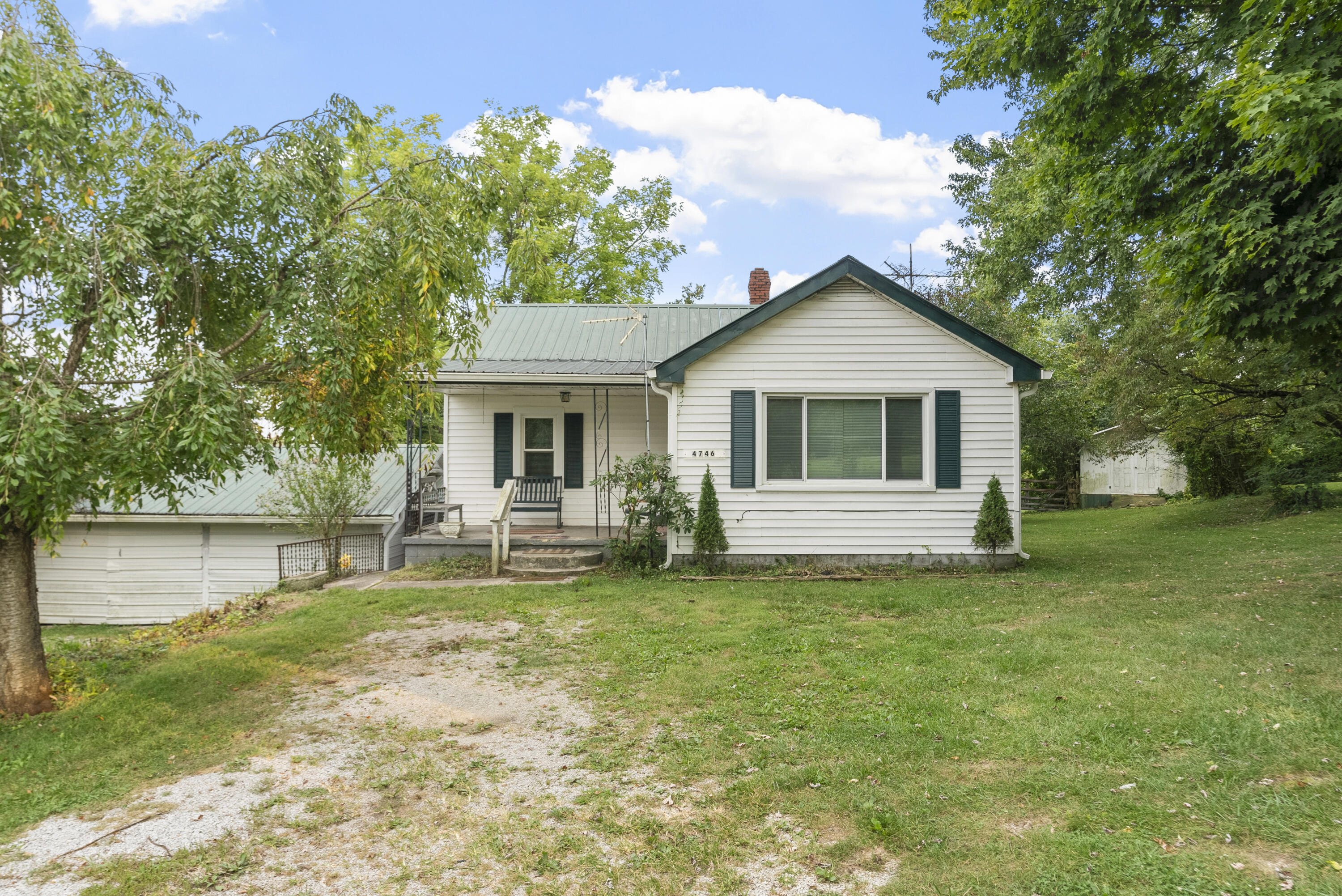 4746 North Wilderness Road Mount Vernon, KY 40456 - Photo 1 of 35 DSC05032