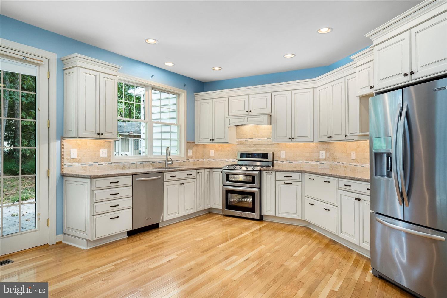 2612 Gunpowder Farms Road Fallston, MD 21047 - Photo 9 of 51 Updated Kitchen