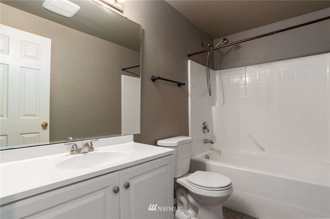 415 Rohrer Loop Sedro-Woolley, WA 98284 - Photo 16 of 20