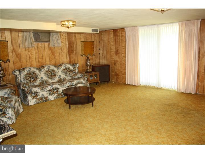 722 Hill Road Philadelphia, PA 19128 - Photo 14 of 17 Gallery Image 14