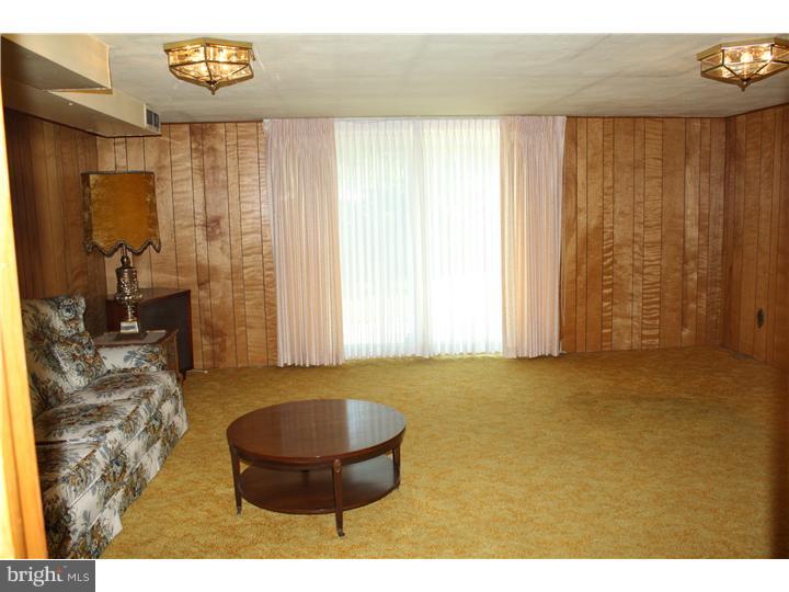 722 Hill Road Philadelphia, PA 19128 - Photo 15 of 17 Gallery Image 15